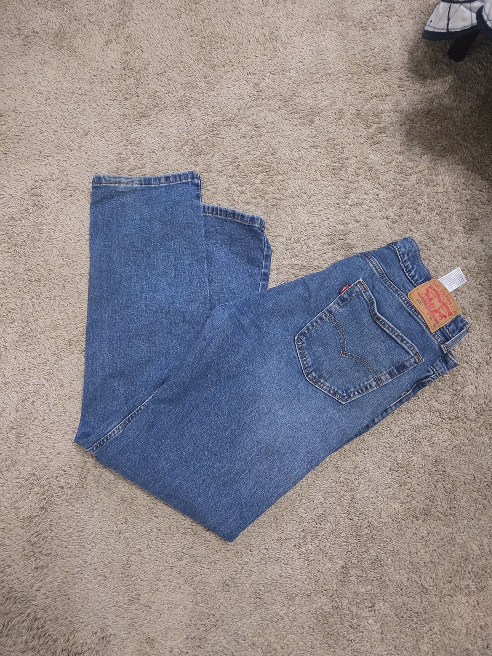 Levi's Men's Straight Jeans in Medium Blue Denim